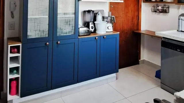 Apartamento com sacada no Morro Chic