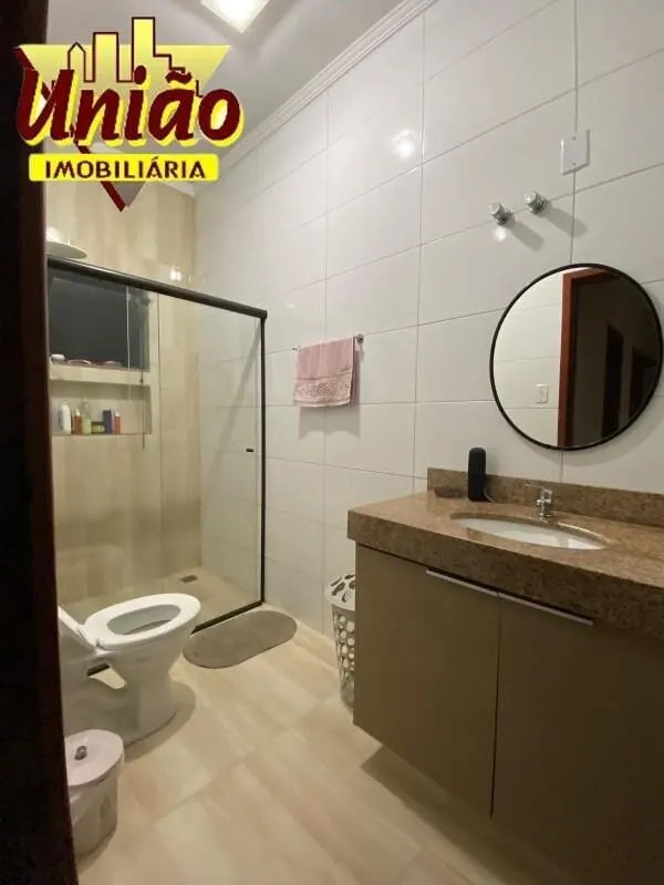 Foto 6 de Dois sobrados independentes com 5 quartos (2 suítes), espaço gourmet e energia solar, Varginha