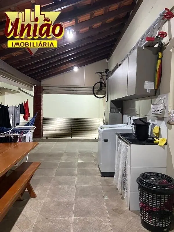 Foto 7 de Dois sobrados independentes com 5 quartos (2 suítes), espaço gourmet e energia solar, Varginha