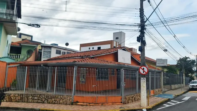 Foto 1 de Imóvel de esquina com restaurante montado e apartamento, São Vicente