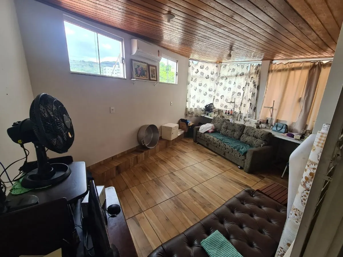 Foto 4 de Imóvel de esquina com restaurante montado e apartamento, São Vicente
