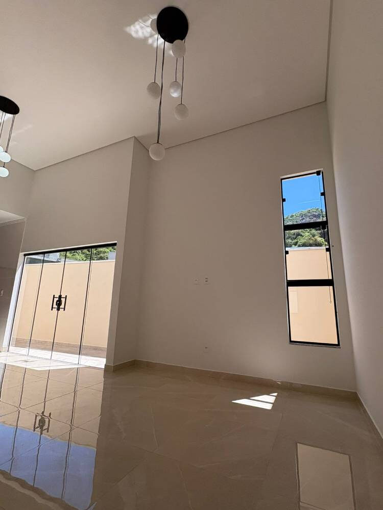 Foto 5 de Casa com varanda gourmet no Jardim das Hortências