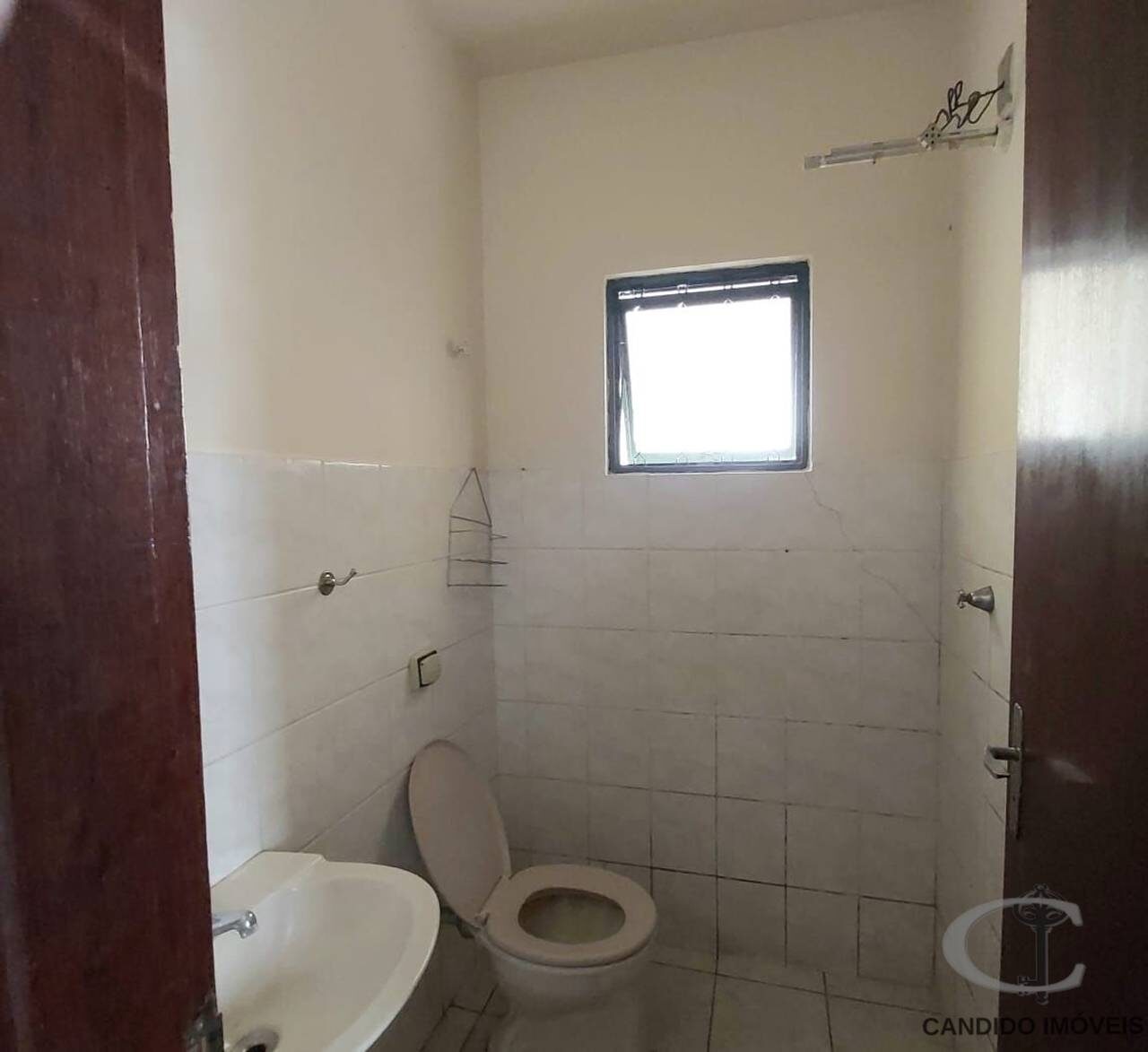 Foto 4 de Kitnet com 1 quarto e banheiro, Varginha