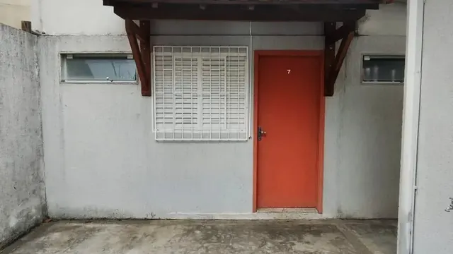 Foto 1 de Kitnet de 22,4 m² para alugar no bairro Pinheirinho