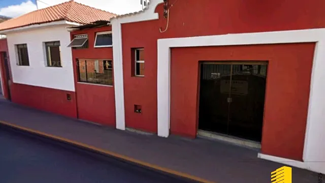 Loja comercial no Centro, ao lado da Casa Sulina
