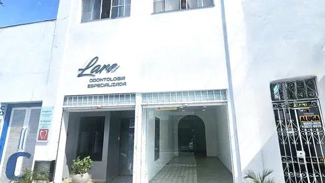Loja de 52 m² com vitrine, banheiro e copa, Boa Vista