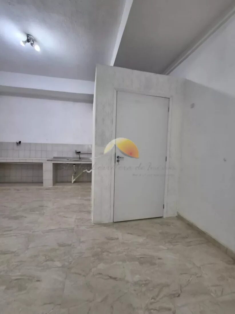 Foto 4 de Loja de 93 m² com 2 banheiros, Centro