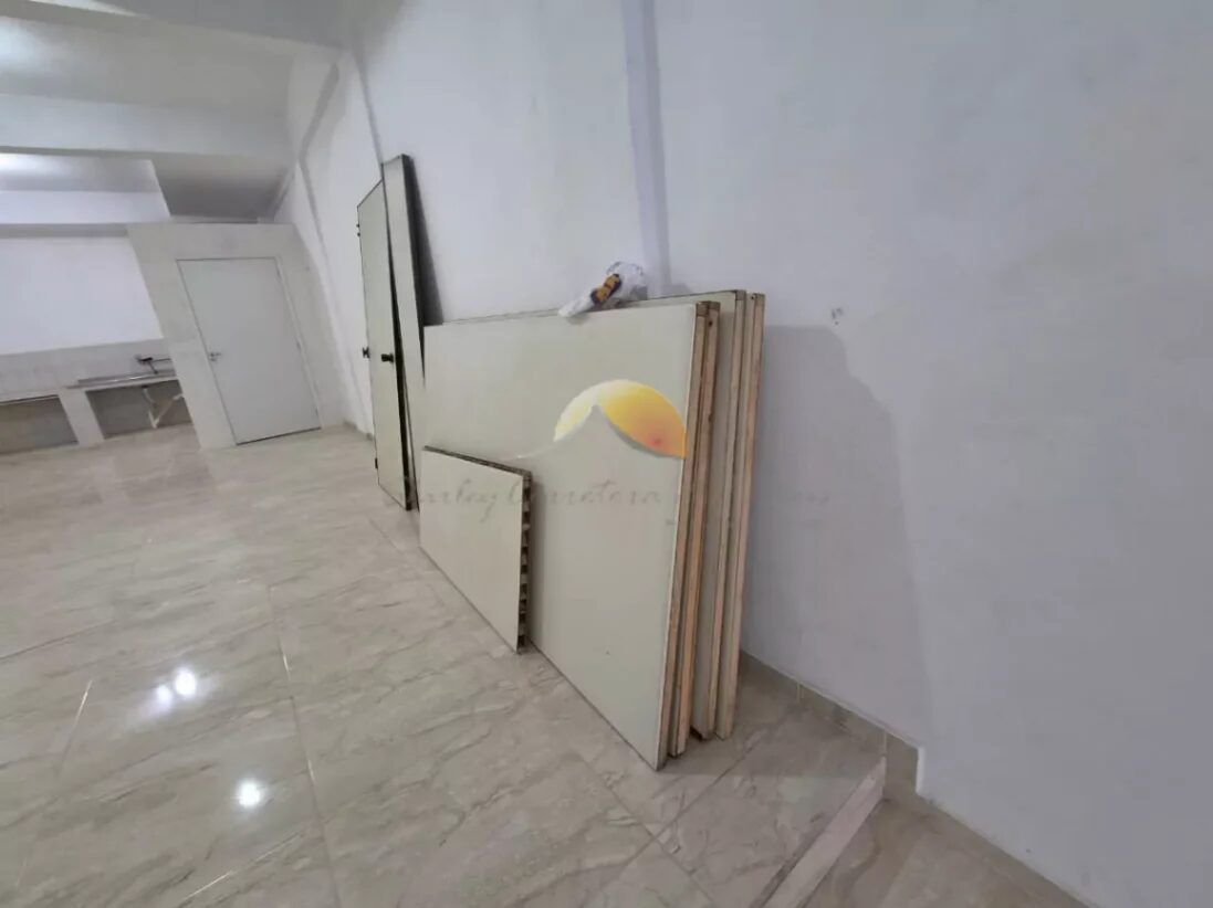 Foto 6 de Loja de 93 m² com 2 banheiros, Centro
