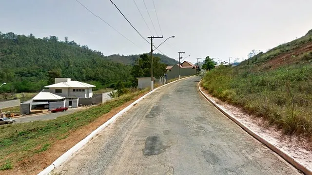 Foto 1 de Lote de 1.425,86 m² em leilão na Rua Vereador João Prudenciano, Pinheirinho