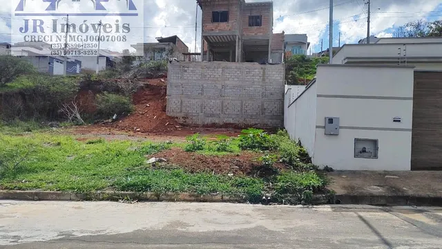 Foto 1 de Lote plano de 11 x 25 m com muro de arrimo, Colina Verde