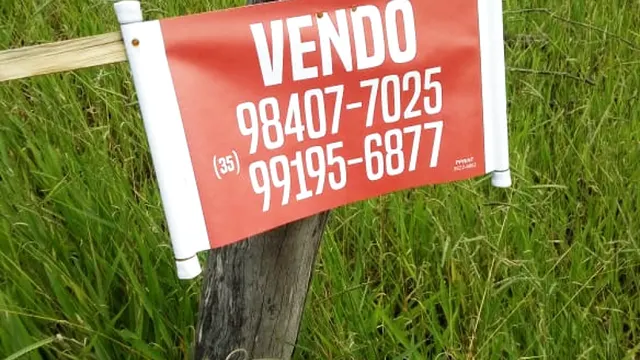 Foto 1 de Lote de 196 m² com documentação ok, Jardim Alterosa
