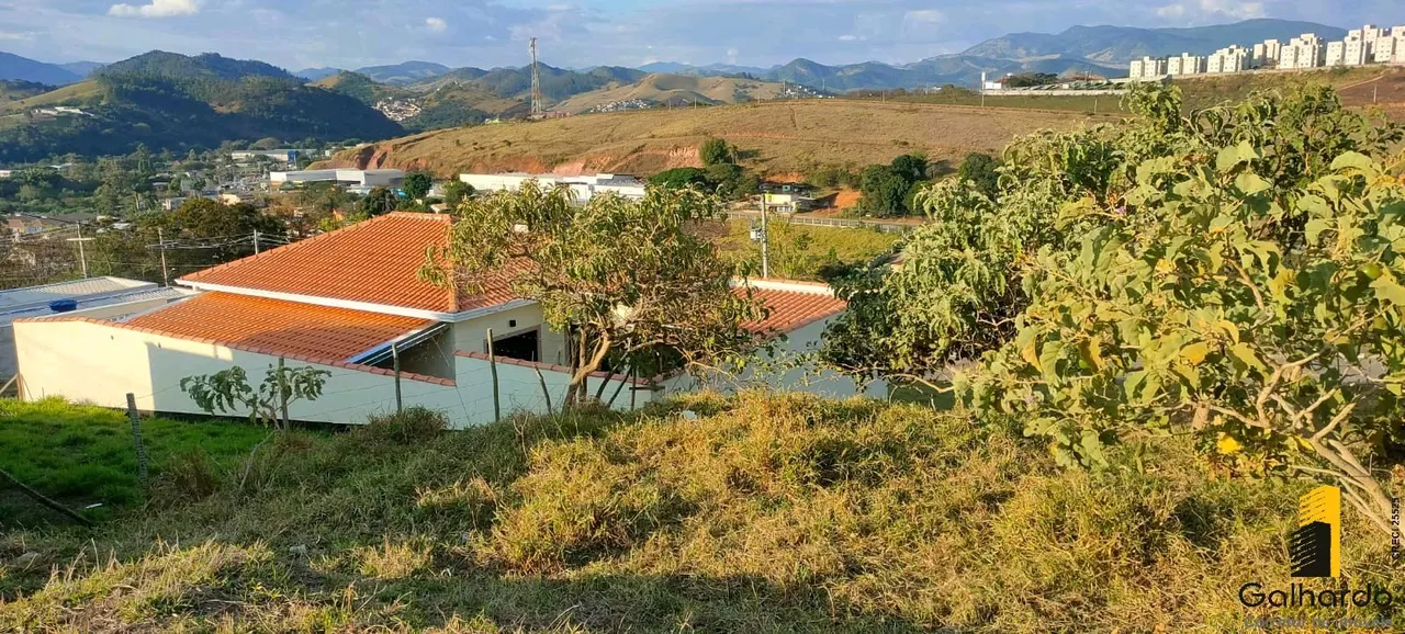 Foto 4 de Lote de 200 m² com vista em rua asfaltada, Colina Verde