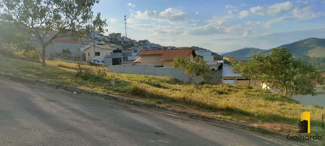 Foto 5 de Lote de 200 m² com vista em rua asfaltada, Colina Verde