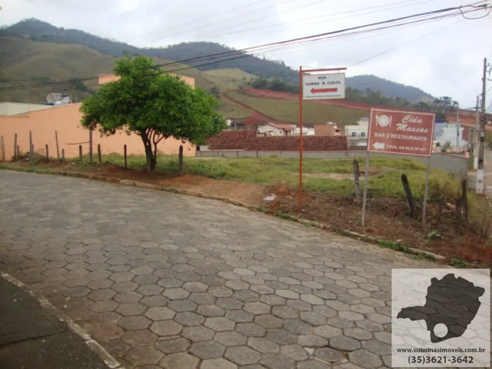Foto 2 de Lote de 200 m² em rua calçada, Medicina