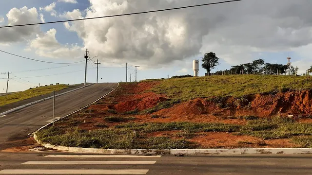 Foto 1 de Lote de 230,84 m² de esquina no Residencial Santa Clara, Açude
