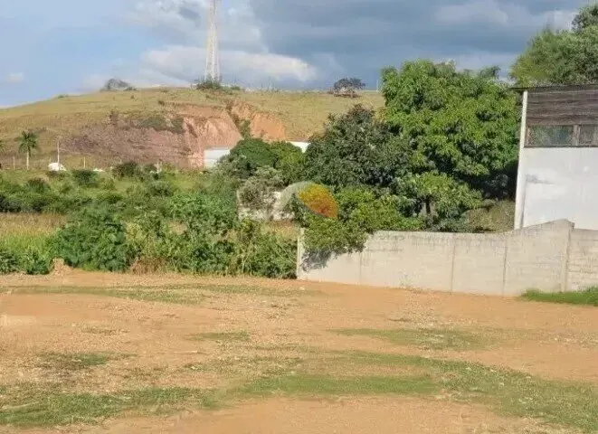 Foto 2 de Lote de 298 m² em área comercial, perto da rodovia, Açude