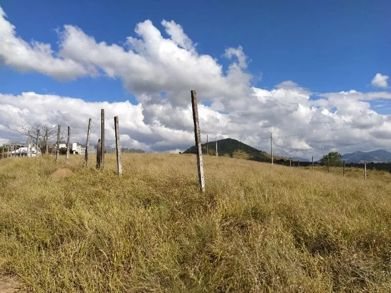 Foto 6 de Lote de 333 m² com vista para a cidade, Nações