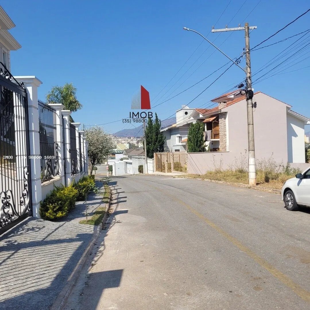 Foto 7 de Lote de 381 m² com 14 m de frente, Pinheirinho