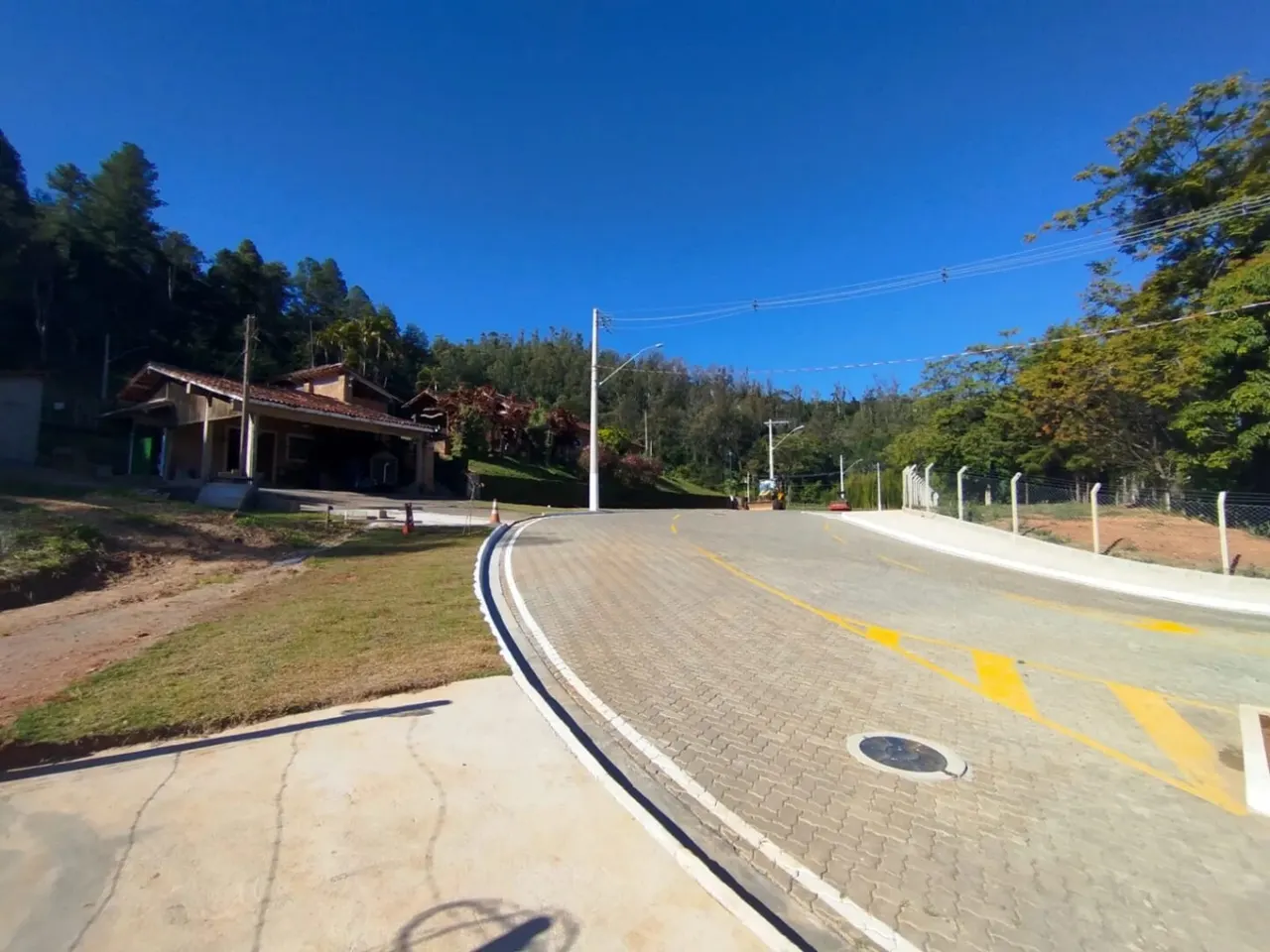Foto 6 de Lote de 409 m² em loteamento com portaria, Residencial Dona Flora, Varginha