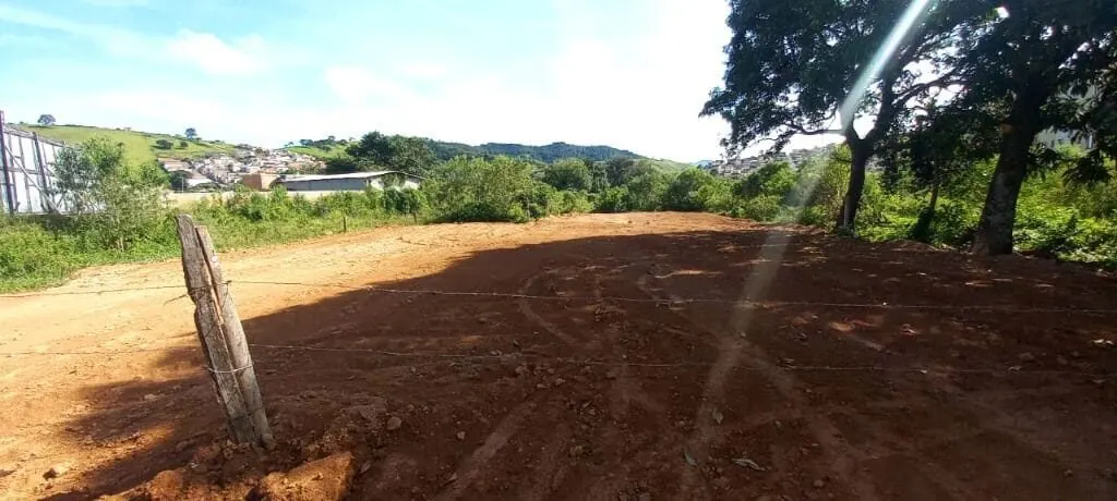 Foto 3 de Lote de 560,30 m² na Avenida Silvestre Antônio Junqueira Ferraz, Boa Vista