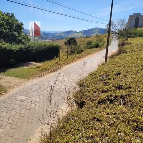 Foto 3 de Lote de 700 m² (10 x 70 m) com acesso por dois loteamentos, Jardim Europa
