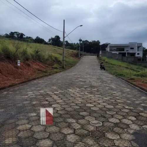 Foto 5 de Lote de 750 m² com 25 m de frente no Residencial Olhos D'Água, Condomínio Olhos D'Água