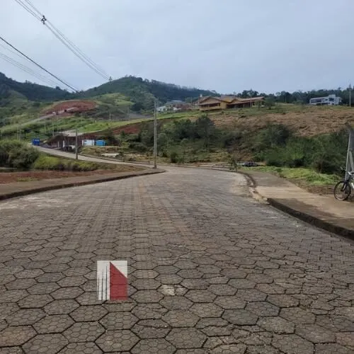 Foto 6 de Lote de 750 m² com 25 m de frente no Residencial Olhos D'Água, Condomínio Olhos D'Água
