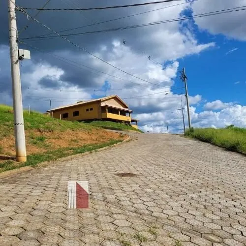 Foto 7 de Lote de 750 m² com 25 m de frente no Residencial Olhos D'Água, Condomínio Olhos D'Água