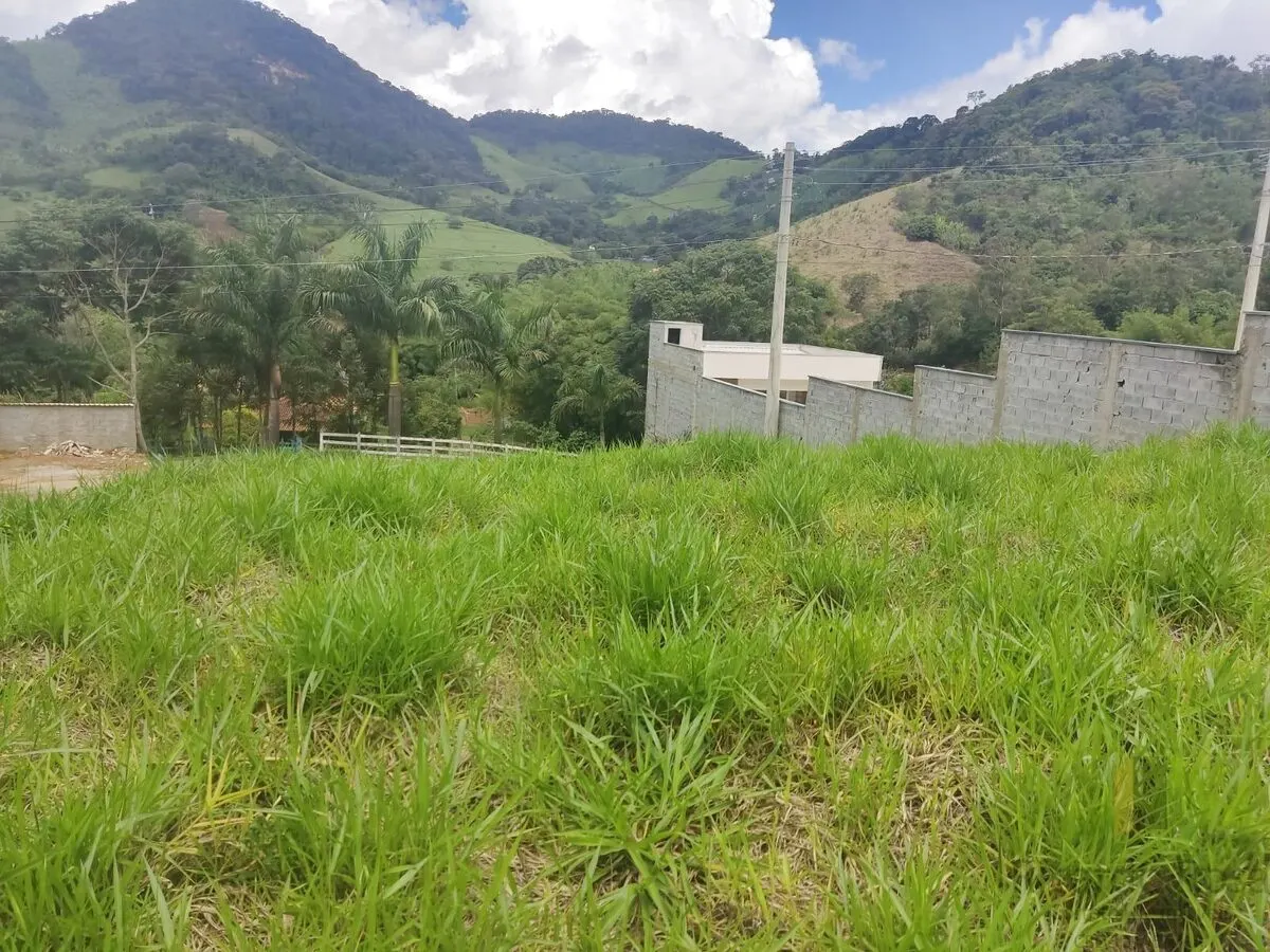 Foto 2 de Lote residencial de 825 m² em região alta com vista, Juru