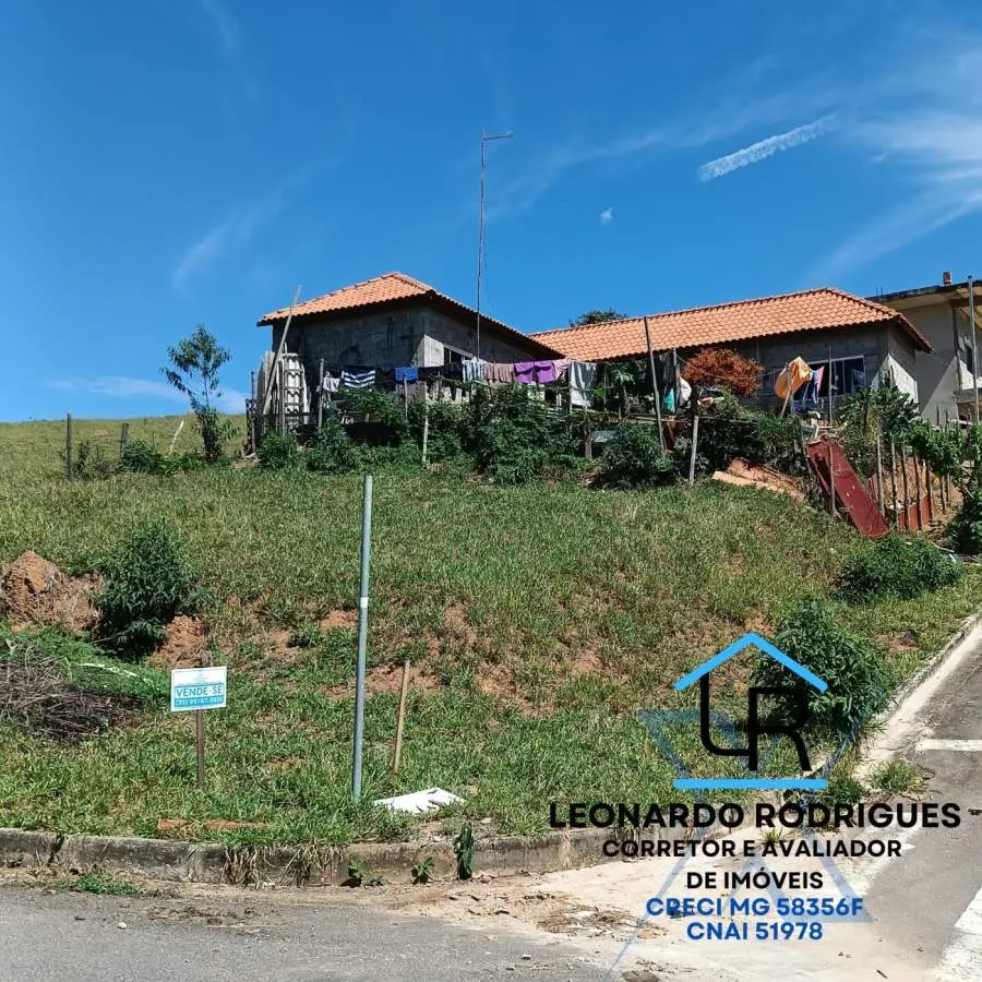Foto 5 de Lote de esquina de 239 m² com vista para a serra, Colina Verde