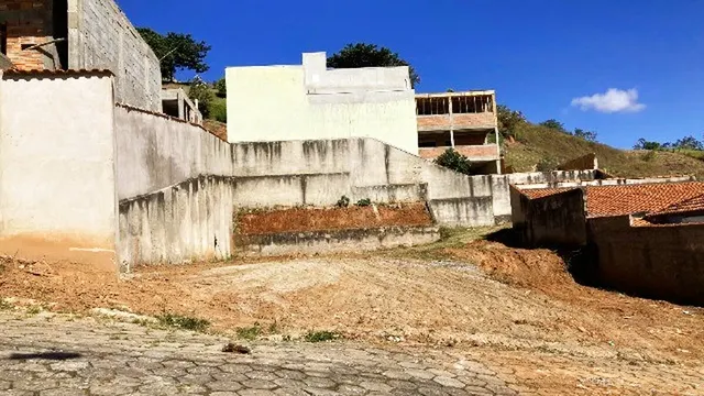 Foto 1 de Lote murado de 594 m² perto do clube Albatroz, Bela Vista