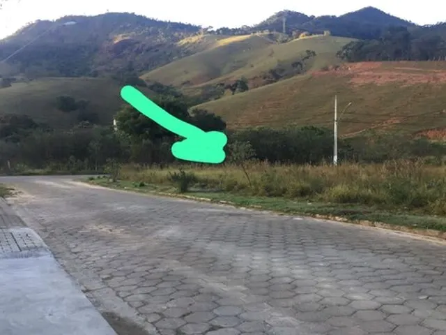 Foto 4 de Lote plano de 300 m² (12 x 25 m) em rua calçada, Anhumas