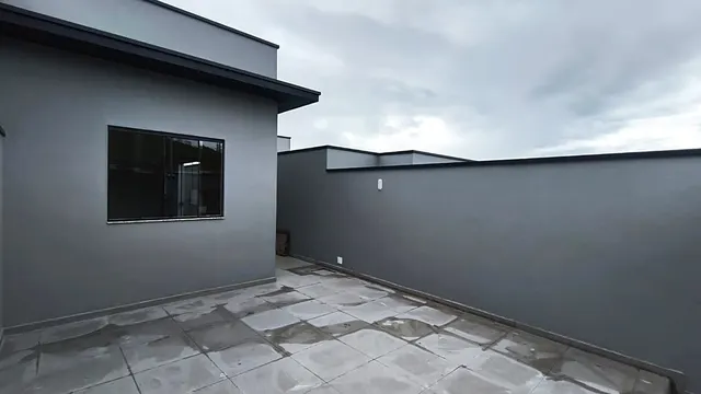 Foto 1 de Casa com terreno de 100 m² em Santa Terezinha