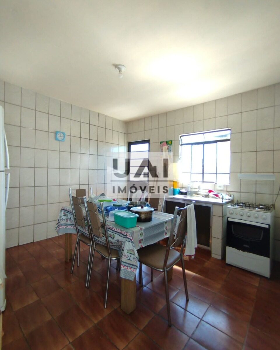 Foto 5 de Duas casas em terreno de 200 m² na Estiva, Itajubá-MG