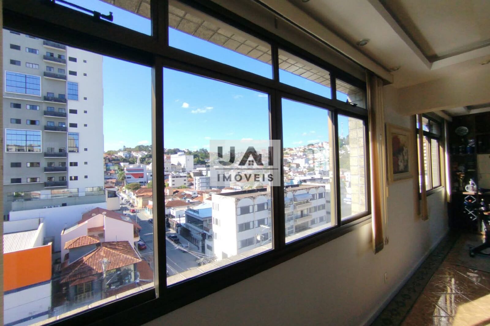 Foto 5 de Apartamento de 278 m² na Praça Theodomiro Santiago, Itajubá