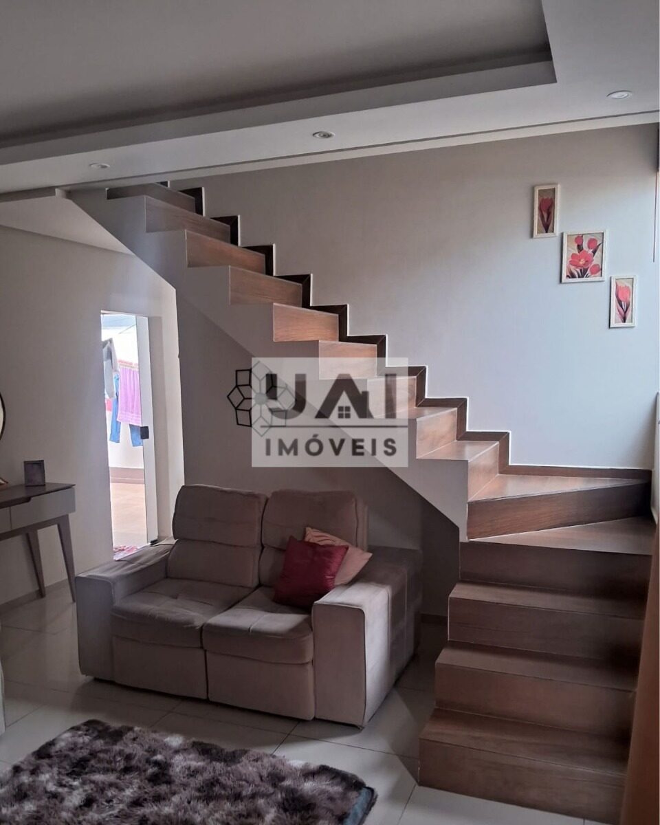 Foto 4 de Sobrado de 2 quartos na Santa Rita de Cássia, Itajubá-MG