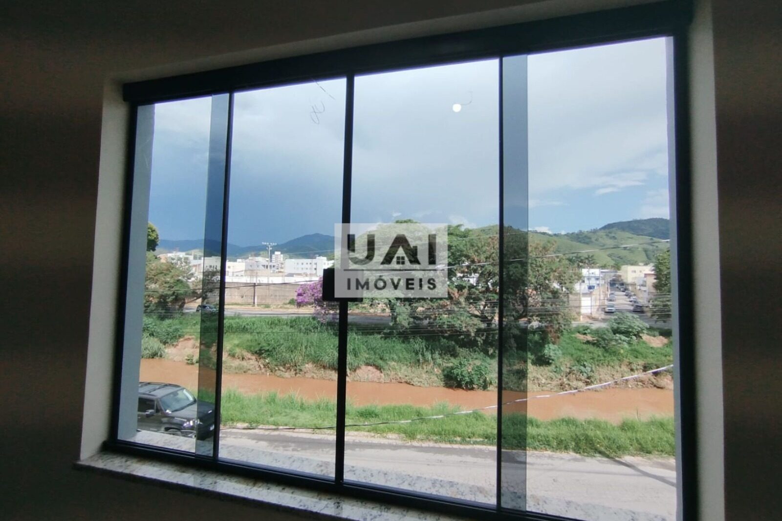 Foto 2 de Sobrado com 2 suítes no Centro, Itajubá-MG