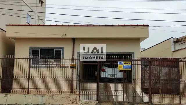 Foto 1 de Casa de 4 quartos com terreno de 467,5 m² em São Vicente