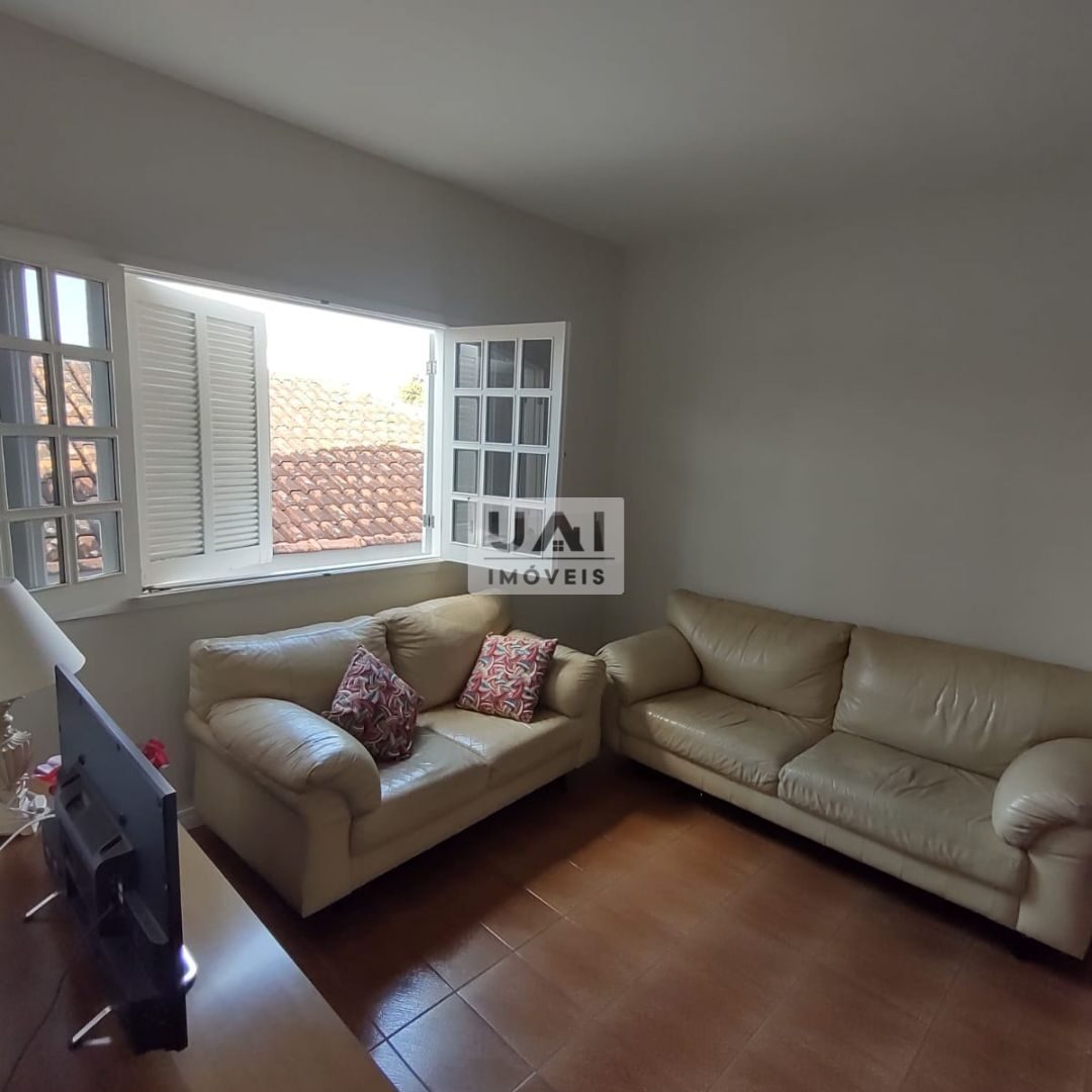 Foto 6 de Sobrado de 4 quartos no Porto Velho, Itajubá-MG