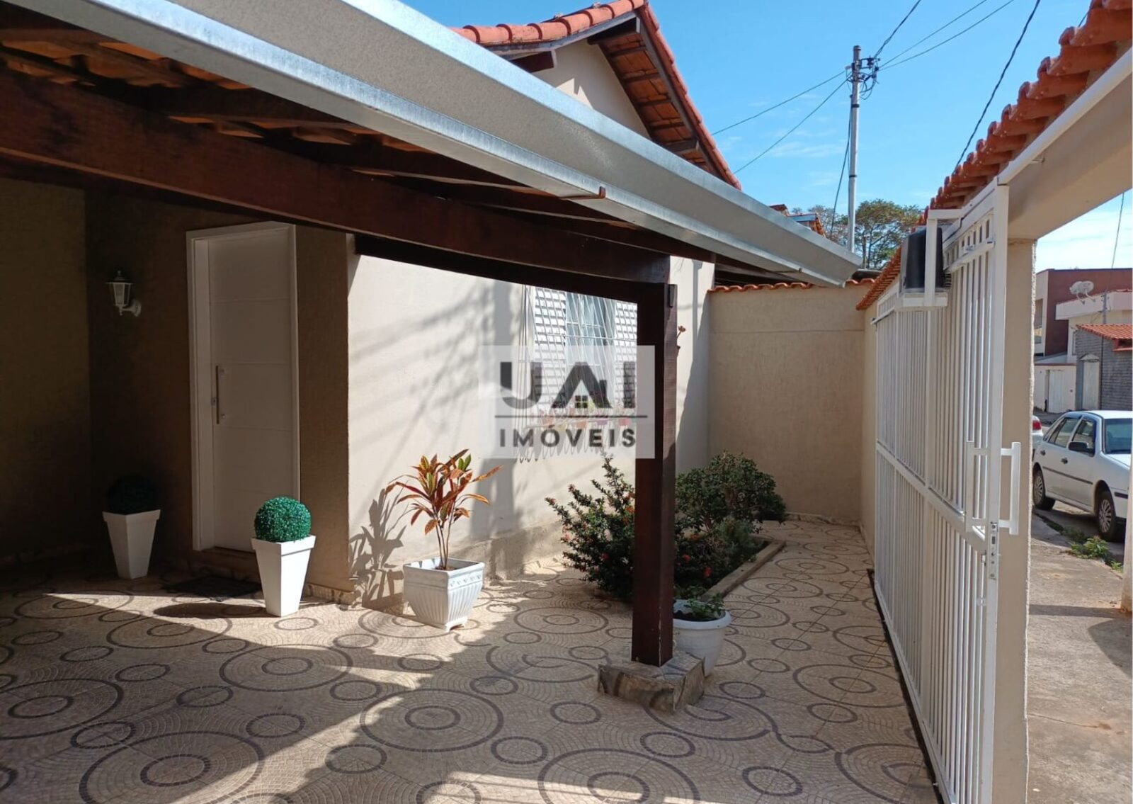 Foto 2 de Casa em terreno de 200 m² na Santa Rita de Cássia, Itajubá-MG