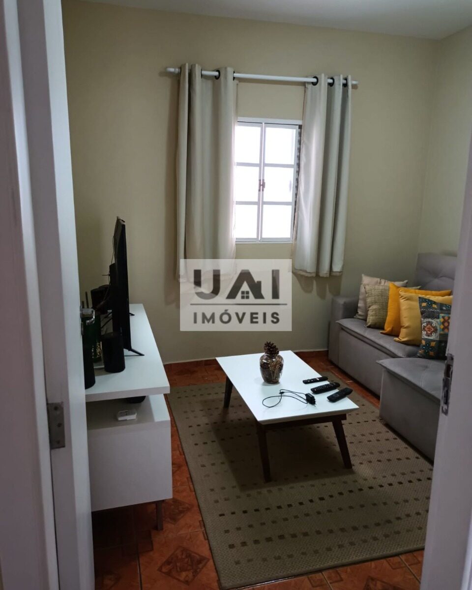 Foto 4 de Casa em terreno de 200 m² na Santa Rita de Cássia, Itajubá-MG