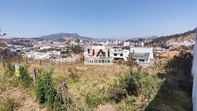 Terreno de 723 m² no Pinheirinho, Itajubá-MG