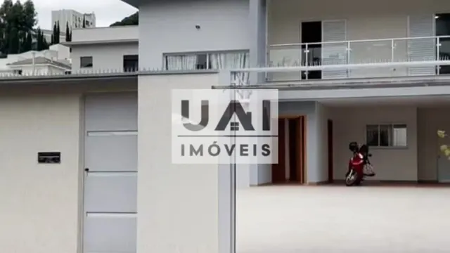 Casa de 205 m² construídos no BPS, Itajubá-MG