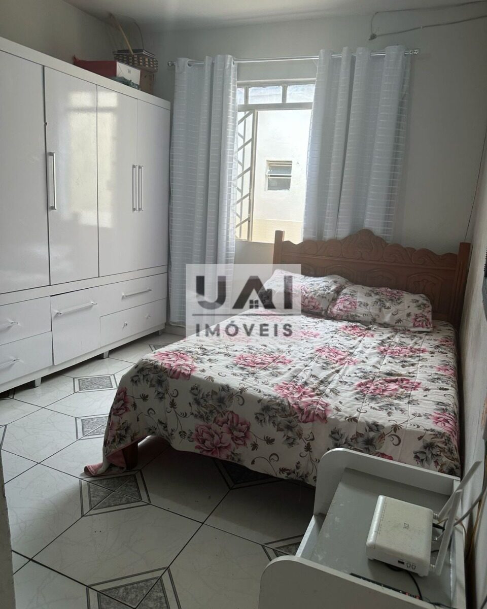 Foto 4 de Casa de 95 m² construídos na Avenida, Itajubá-MG