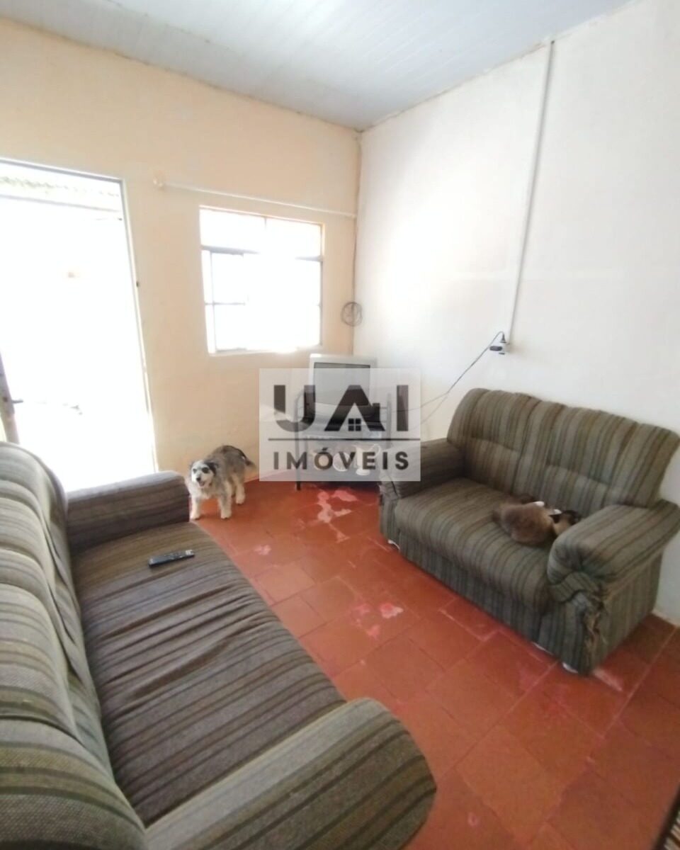 Foto 5 de Duas casas em terreno de 200 m² na Piedade, Itajubá-MG