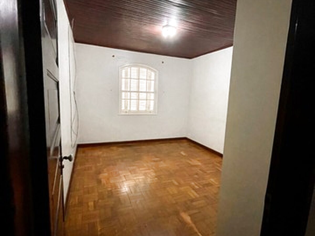 Foto 4 de Casa com salas amplas no Centro