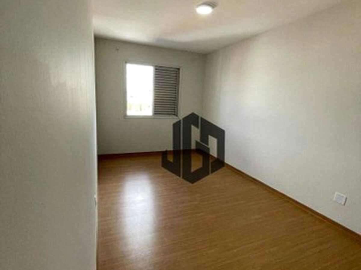 Foto 3 de Apartamento de 120 m² no Pinheirinho