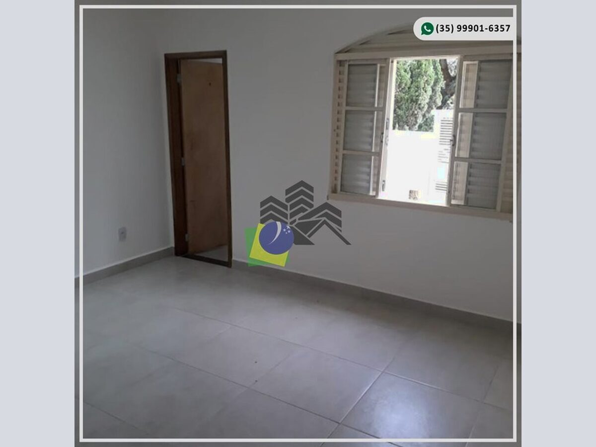Foto 3 de Casa de quatro quartos e três vagas