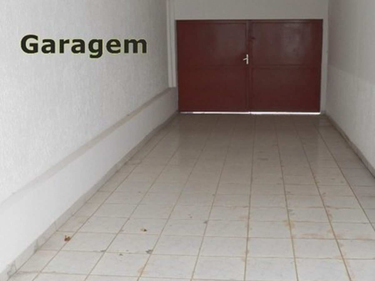 Foto 2 de Casa com jardim no Morro Chic