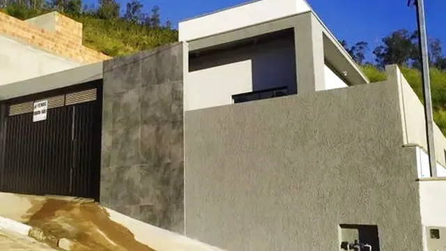 Casa nova de 3 quartos no Jardim Califórnia, Itajubá